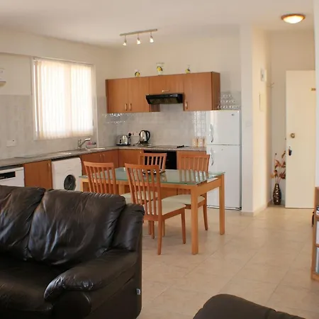Trevs Argaka, Aristo 2, Block 4, Apt 209 * Argaka